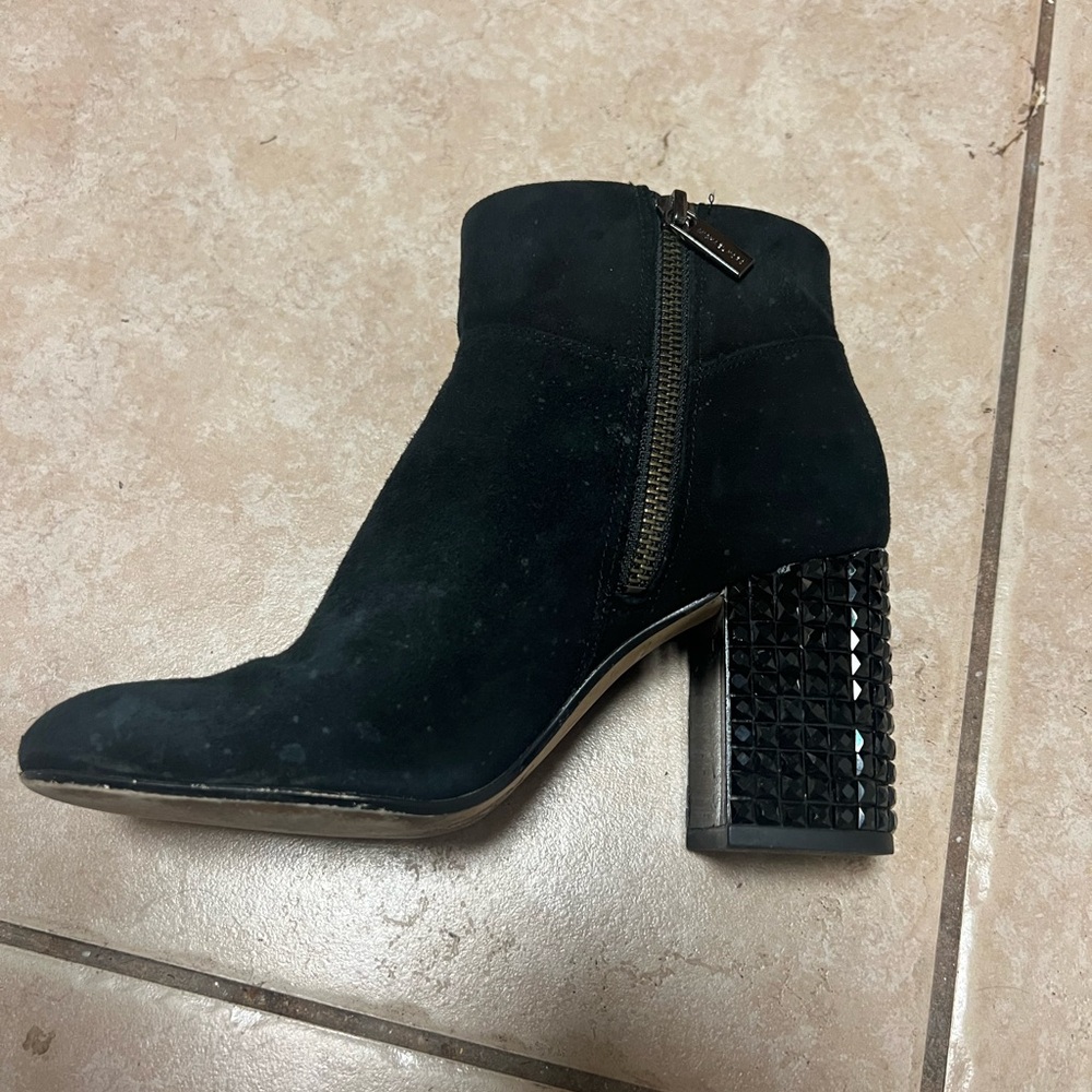 Chic Black Suede Ankle Boots